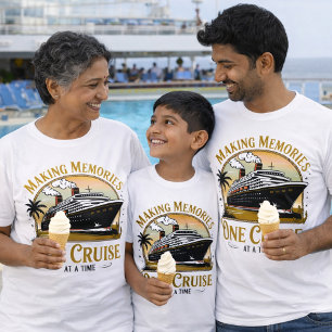 T-shirt Croisière de souvenirs de GOLDEN
