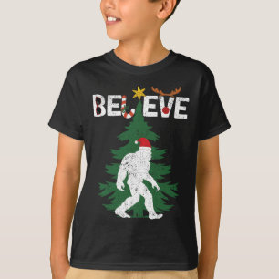 T-shirt Croyez Bigfoot Sasquatch Yeti Santa Hat Noël