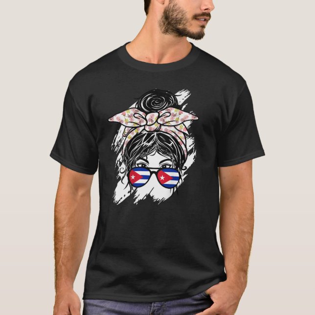 T-shirt Cuba Messy Bun Avec Bandana Cuba Drapeau Lunettes  (Devant)