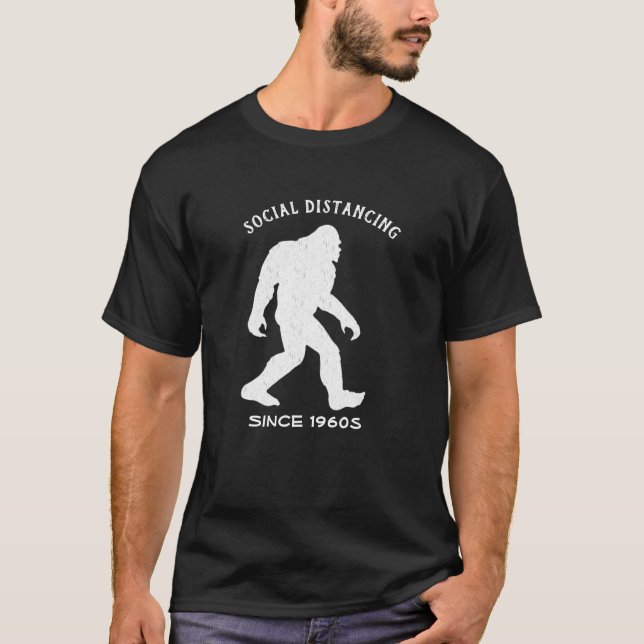 T-shirt Custom Big Foot : Distance sociale dans le style,  (Devant)