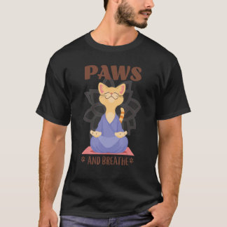 T-shirt Cute Cat Yoga Paws And Breathe