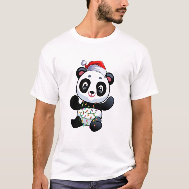 T-shirt Cute Panda dans les lumières de Noël Hommes T-shir (Devant)