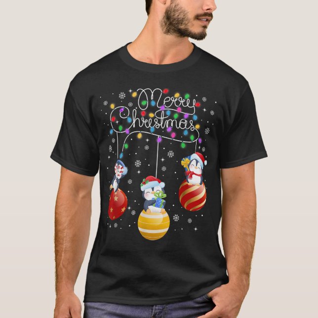 T-shirt Cute Penguins Joyeux Noël Lumières Ornements Bal (Devant)