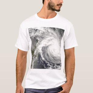 T-shirt Cyclone tropical Ivan approchant Madagascar