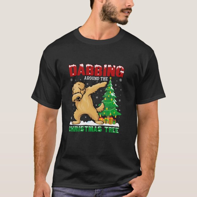 T-shirt Dabbing autour de l'arbre de Noël Goldendoodle Chi (Devant)