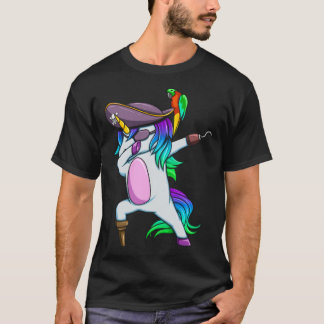 T-shirt Dabbing Pirate Magical Rainbow Unicorn  Halloween