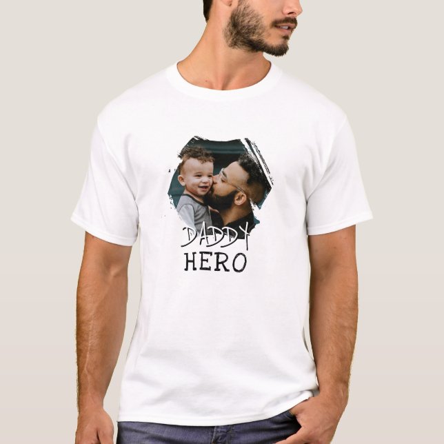 T-shirt Daddy Hero Typographie Papa Photo Keepsaké (Devant)