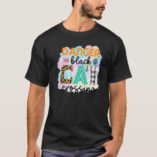 T-shirt Danger Chat Noir Traverse Graphique Patchwork