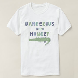 T-shirt Dangereux quand affamé bébé alligator
