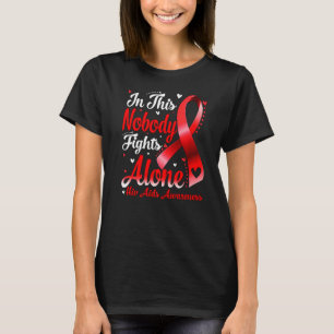 T-shirt Dans Cette Famille, Personne ne combat seul l'aide
