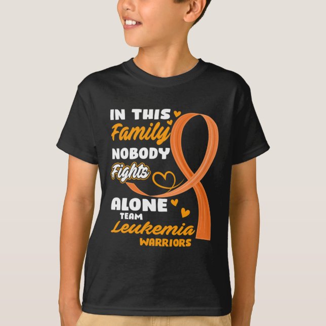T-shirt Dans Cette Famille Personne ne combat seul Team Le (Devant)