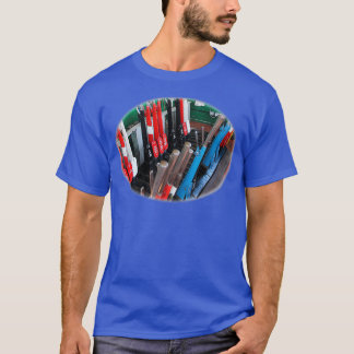 T-shirt dans la boîte de signalisation