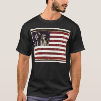 T-shirt de drapeau de Natif américain