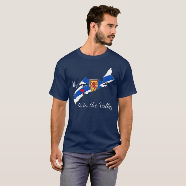 T-shirt de la Nouvelle-Écosse Mon coeur est dans l (Devant entier)