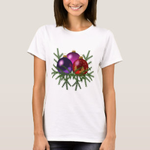 T-shirt de Noël - Ornements et pin