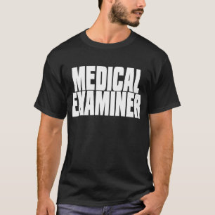 T-shirt de noir de médecin examinateur