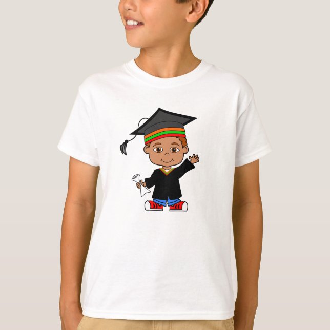 T-shirt de port de casquette et de robe de garçon (Devant)