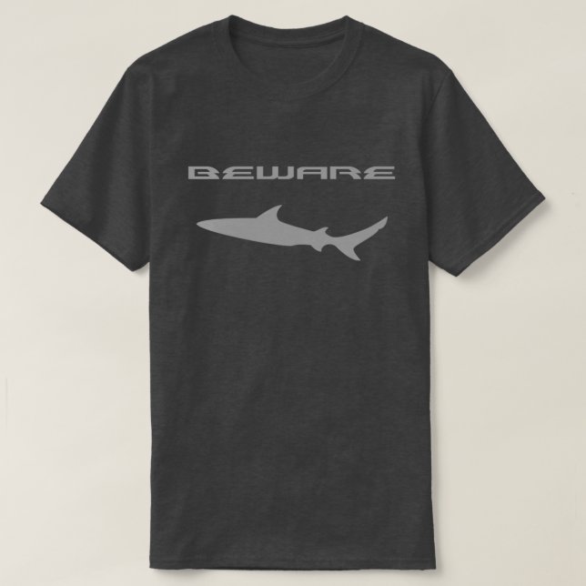 T-shirt de requin (Design devant)