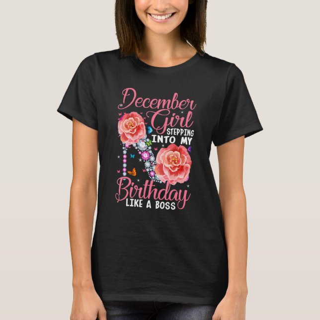 T-shirt Décembre Fille entrant dans mon anniversaire comme (Devant)