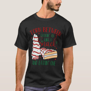 T-shirt Déchiré entre avoir l'air d'un snack et manger un