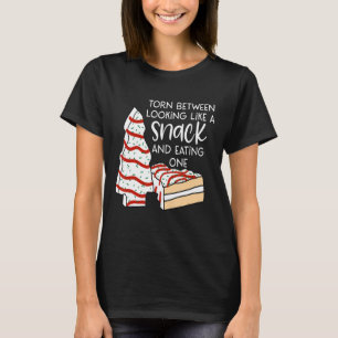 T-shirt Déchiré entre avoir l'air d'un snack et manger un