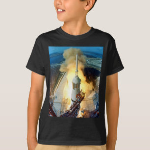 T-shirt Décollage du véhicule spatial d'Apollo 11 Saturn