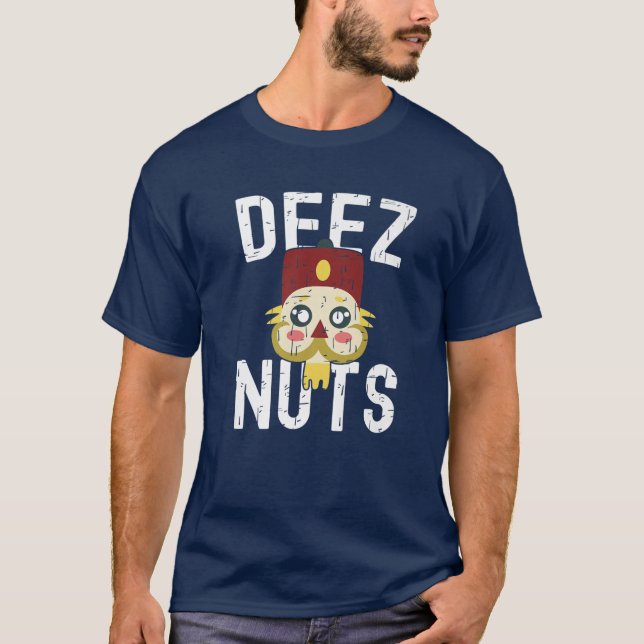T-shirt Deez Nuts Nutcracker Funny Mauvais Pyjama de Noël  (Devant)
