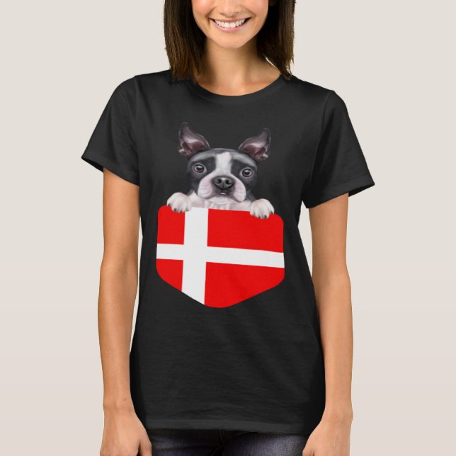 T-shirt Denmark Flag Boston Terrier Dog In Pocket (Devant)