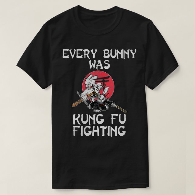 T-shirt Des Femmes Chaque Lapin Était Kung Fu Luttant Pour (Design devant)