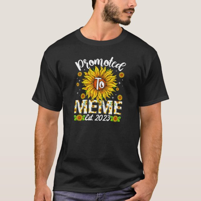 T-shirt Des Femmes Promues À Mème 2023 Annonce De Grossess (Devant)