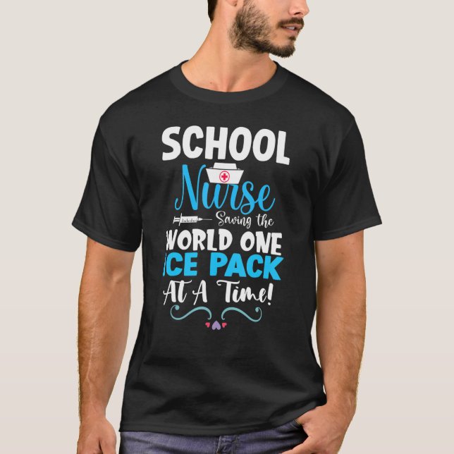T-shirt Des Infirmières Sauvons Le Monde Un Pack De Glace  (Devant)