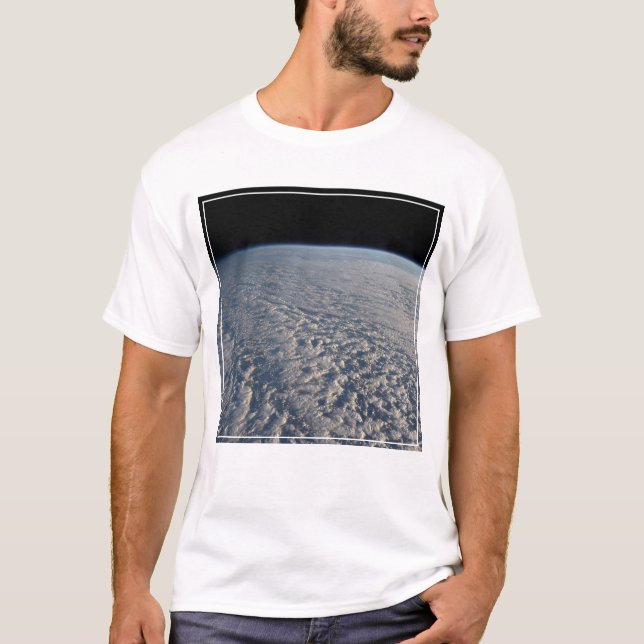T-shirt Des Nuages Stratocumulus Surplombent L'Océan Pacif (Devant)