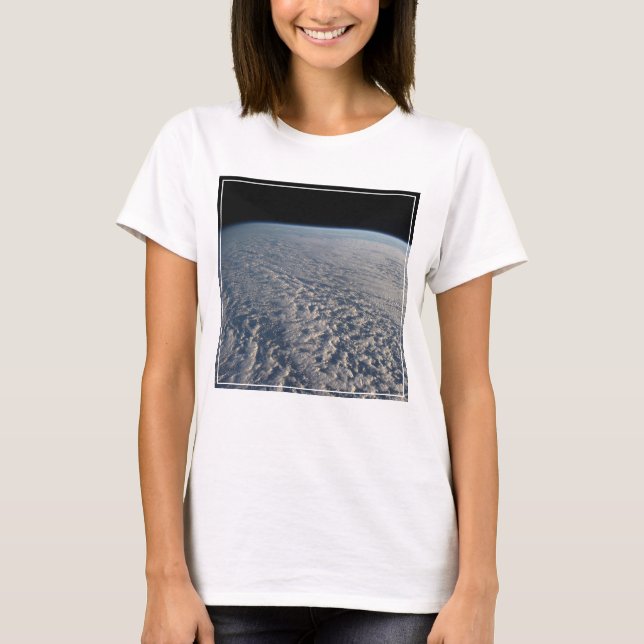 T-shirt Des Nuages Stratocumulus Surplombent L'Océan Pacif (Devant)