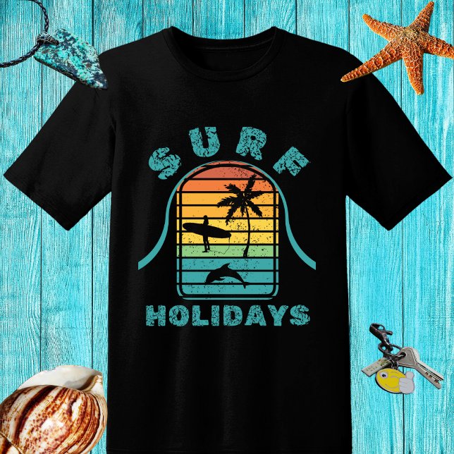 T-shirt Design rétro "Surfs vacances" avec surfer et palme (Créateur téléchargé)