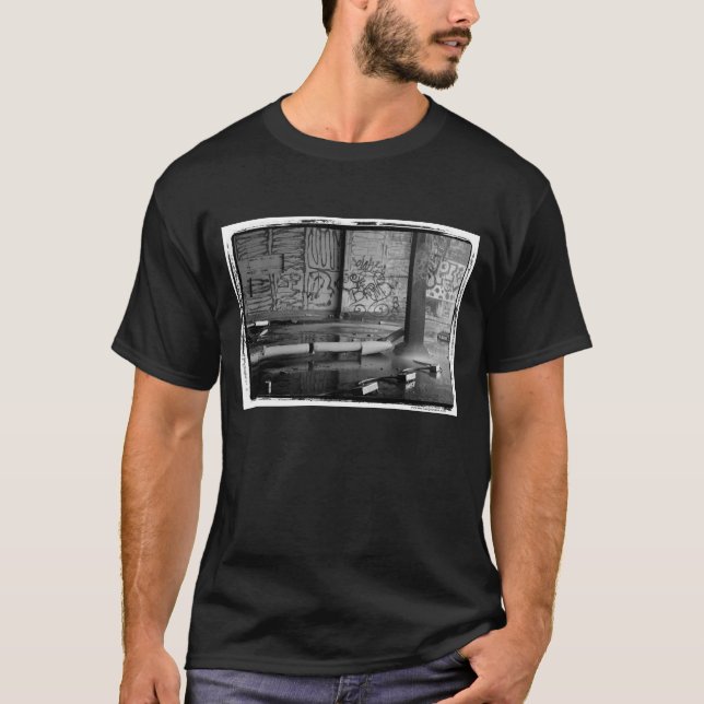 T-shirt Désolez - série de dégradation urbaine - Detroit (Devant)