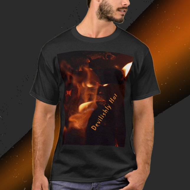 T-shirt Devilish Burning Flames Photographique personnalis (Créateur téléchargé)