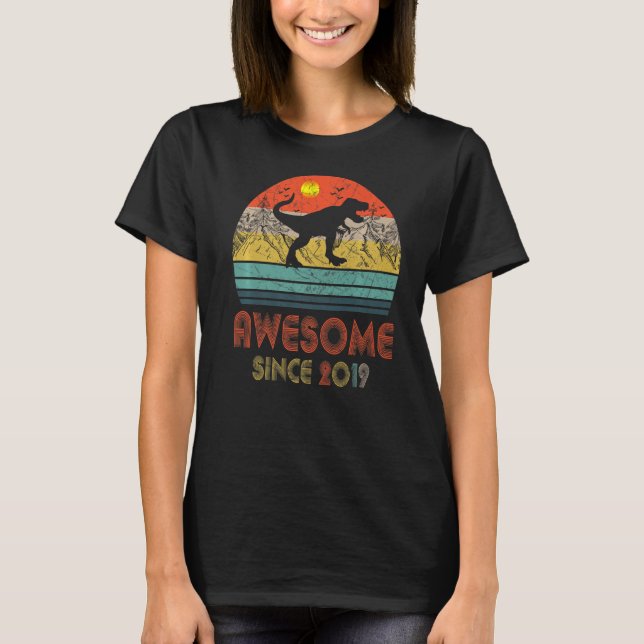 T-shirt Dinosaure Cadeau 4 Ans Awesome Depuis 2019 4e Bi (Devant)