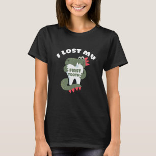 T-shirt Dinosaure mignon J'Ai Perdu Ma Première Fée De Den