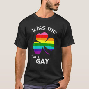 T-shirt Distress Kiss Me Je suis un Shamrock gay St. Patri