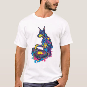 T-shirt DJ Doberman � Soirée Club Vibe Party Dog