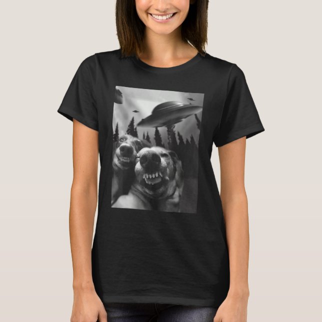 T-shirt Dogs Selfie with UFOs (Devant)