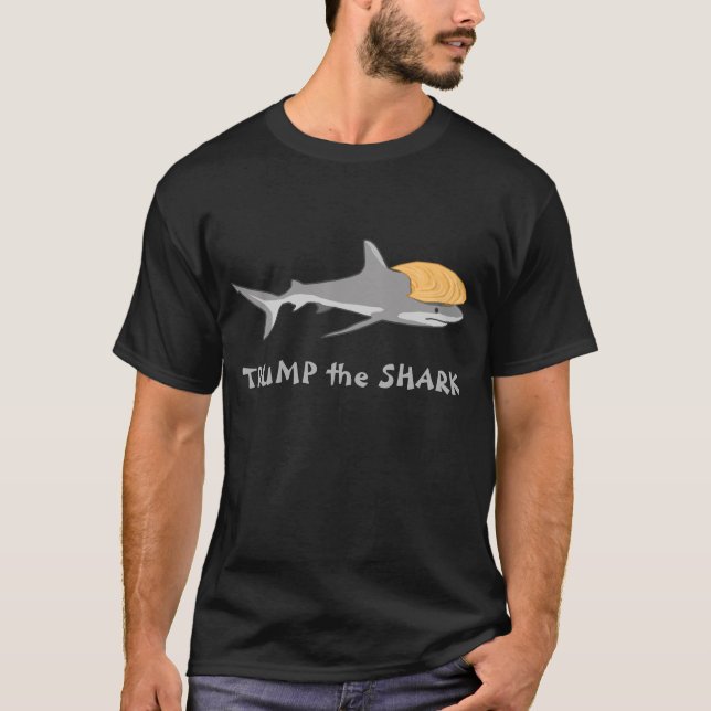 T-shirt Donald Trump drôle "atout le requin " (Devant)