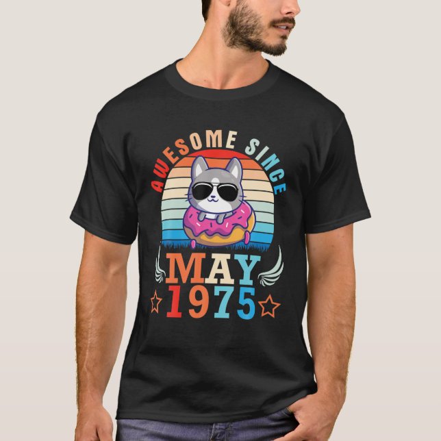 T-shirt Donut Cat Awesome Depuis Mai 1975 Joyeux Anniversa (Devant)