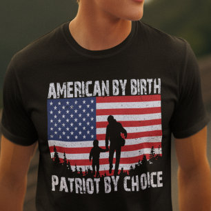 T-shirt Drapeau américain Silhouette Citation Patriot T-sh