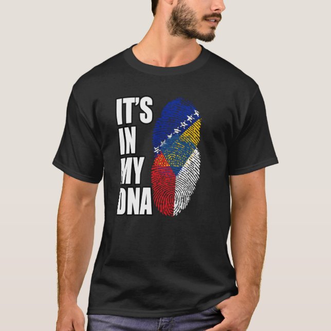 T-shirt Drapeau D'ADN Mélangé En Bosnie Et En Tchèque (Devant)