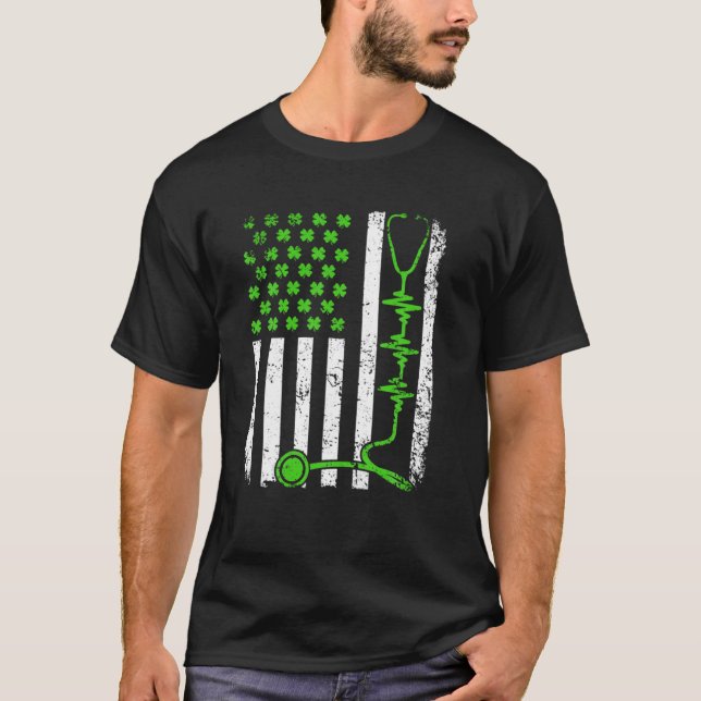 T-shirt Drapeau irlandais américain rétro Infirmière médec (Devant)
