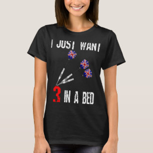 T-shirt Drôle fléchettes 3 Dans Un Lit Saucy Joke Dart Jou