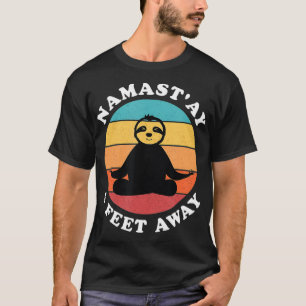 T-shirt Drôle mignon paresseux yoga namastay distance soci