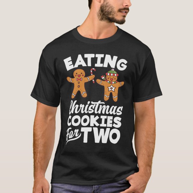 T-shirt Eating Christmas Cookies for Two Pregnancy Announc (Devant)