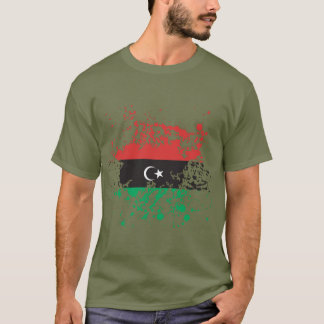 T-shirt Éclaboussure d'encre de drapeau de la Libye